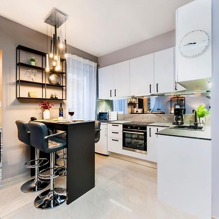 Bella Campagna - Luxury Two Bedroom Apartment Rovinj Kültér fotó