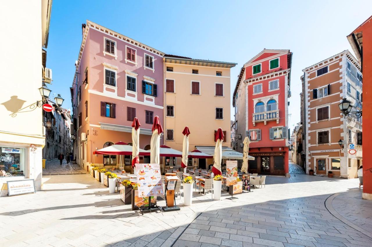 Bella Campagna - Luxury Two Bedroom Apartment Rovinj Kültér fotó