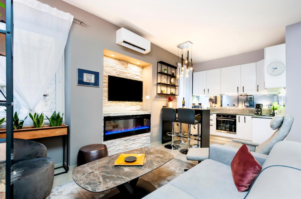 Bella Campagna - Luxury Two Bedroom Apartment Rovinj Kültér fotó