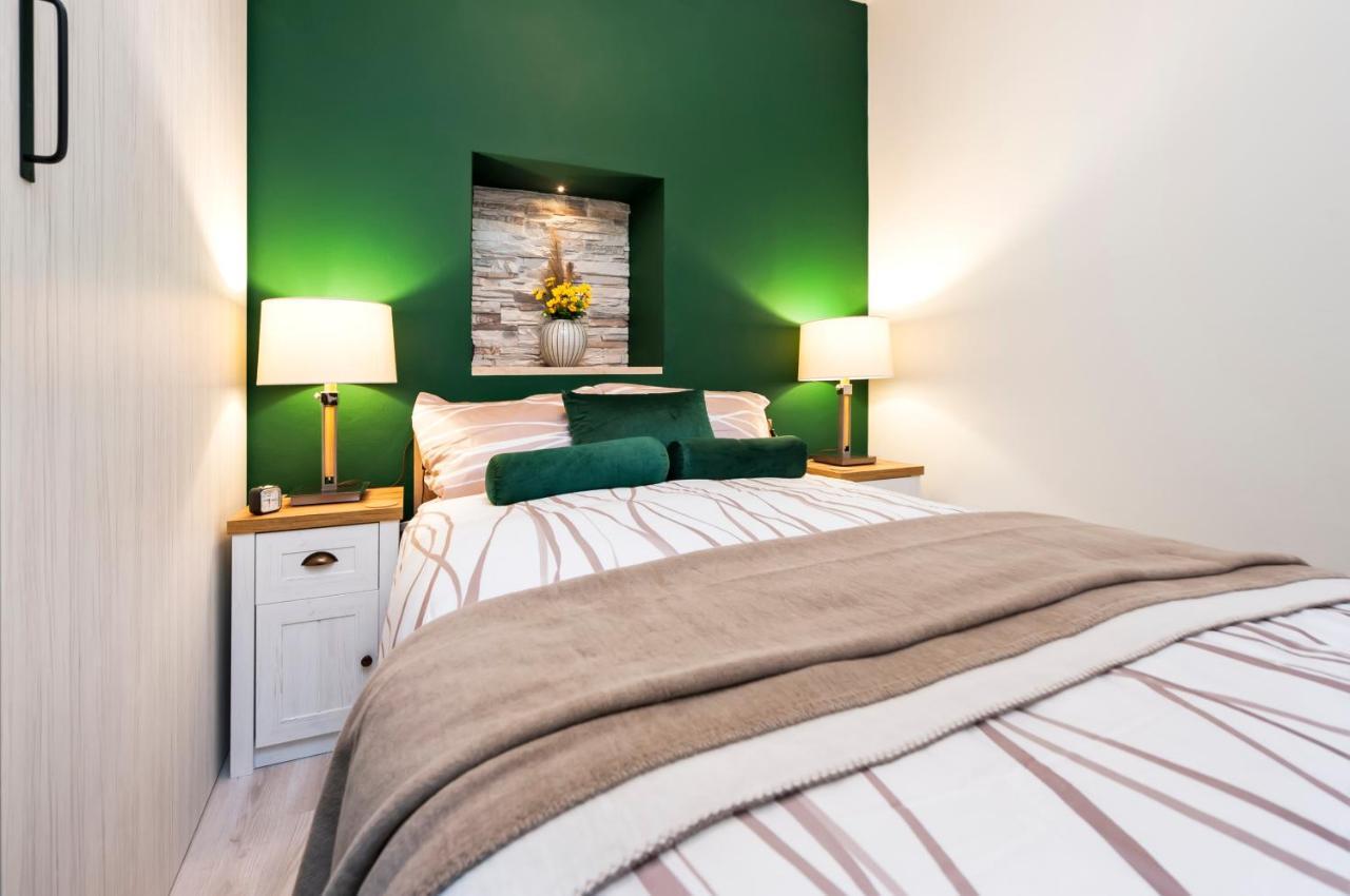 Bella Campagna - Luxury Two Bedroom Apartment Rovinj Kültér fotó