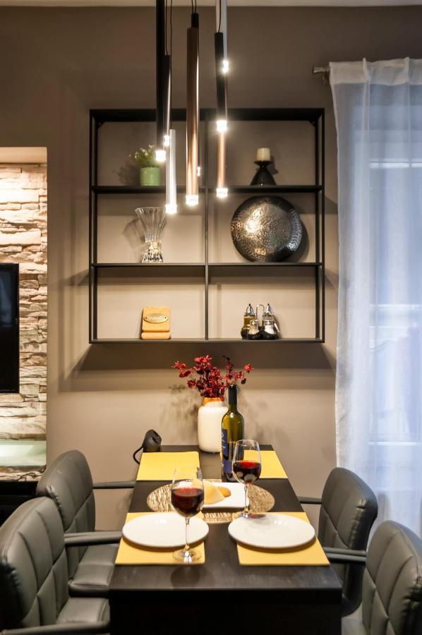 Bella Campagna - Luxury Two Bedroom Apartment Rovinj Kültér fotó
