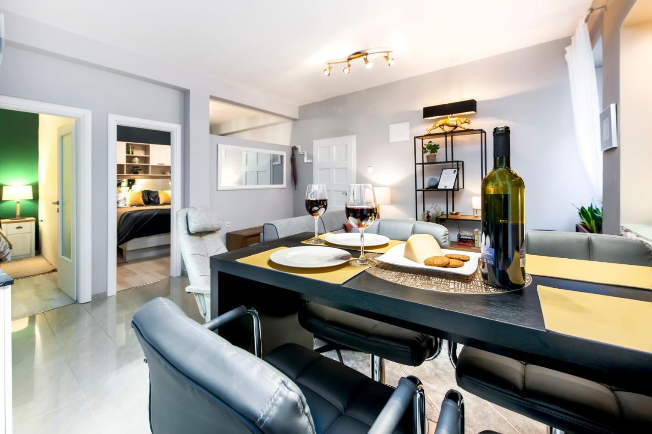 Bella Campagna - Luxury Two Bedroom Apartment Rovinj Kültér fotó
